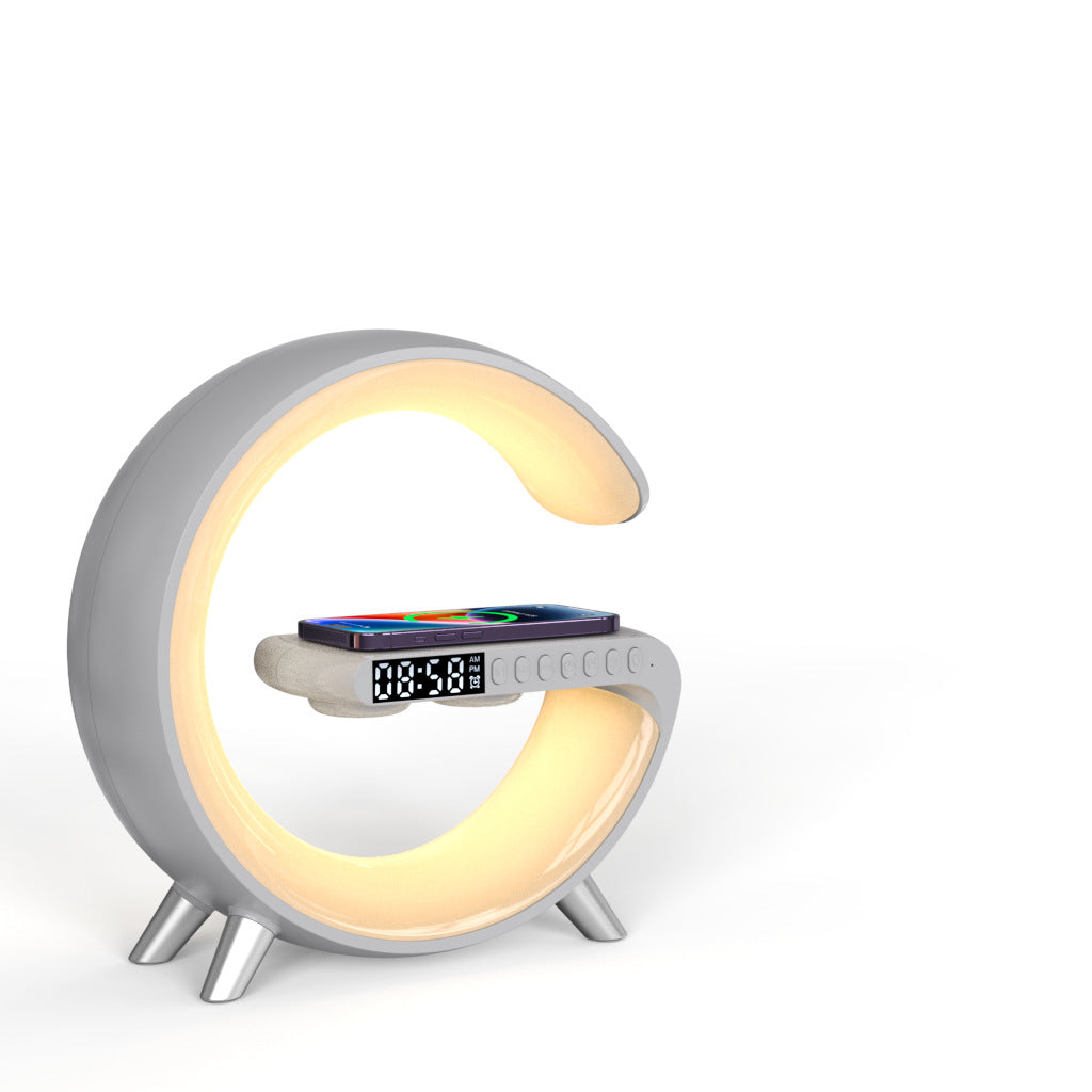 lampada con caricatore wireless e altoparlante